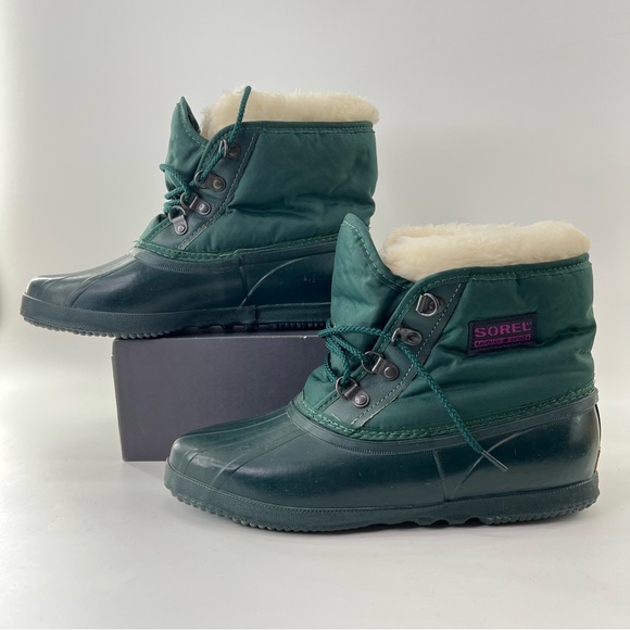 Vintage Sorel hunter green boots Faux Fur Sz 9 Canada Made Waterproof Duckie - Picture 2 of 15